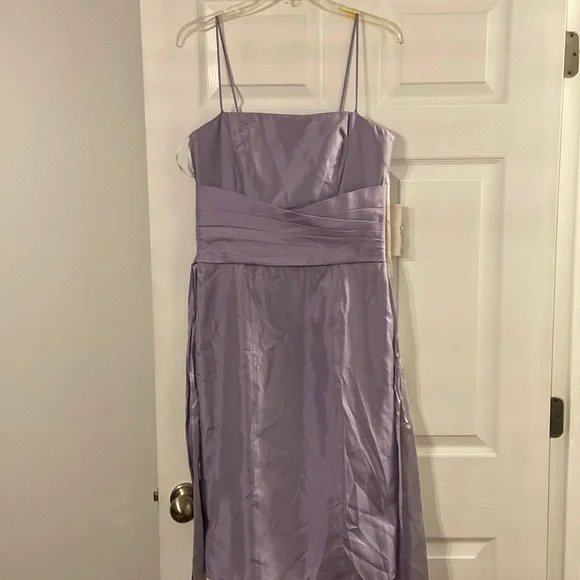 Vera Wang Maids Gown size 10 Brand new with tag color is lilac long 32”  bust 30”